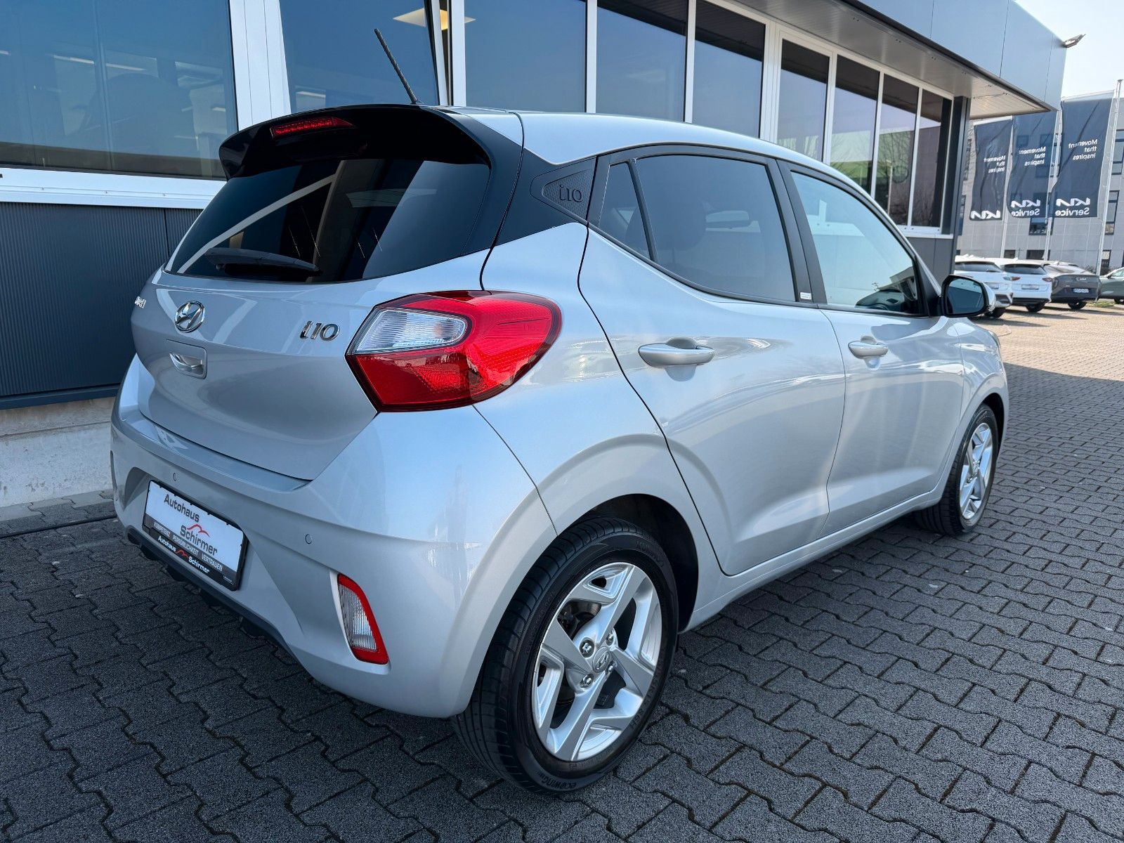 Fahrzeugabbildung Hyundai i10 1.2ltr. AMT Style 1 Hd. Scheckheft M+S