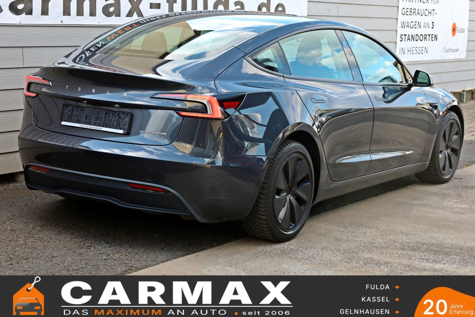 Fahrzeugabbildung Tesla Model 3 Long Range Dual AWD,Navi,Kamera,Panorama