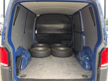 Volkswagen T6 Transporter - 8