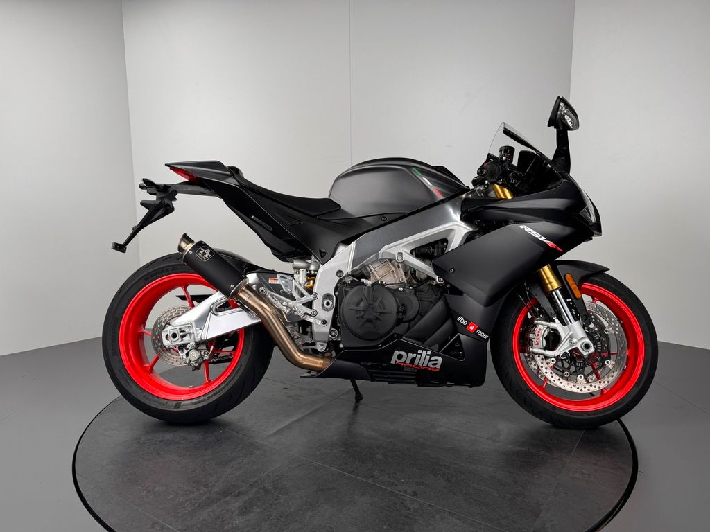 Fahrzeugabbildung Aprilia RSV4 RR *ARROW *TOP-ZUSTAND *2. HAND