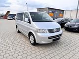 Volkswagen T5 Transporter Bus Multivan Comfortline / 2.Hand - silberne Volkswagen T5 Transporter