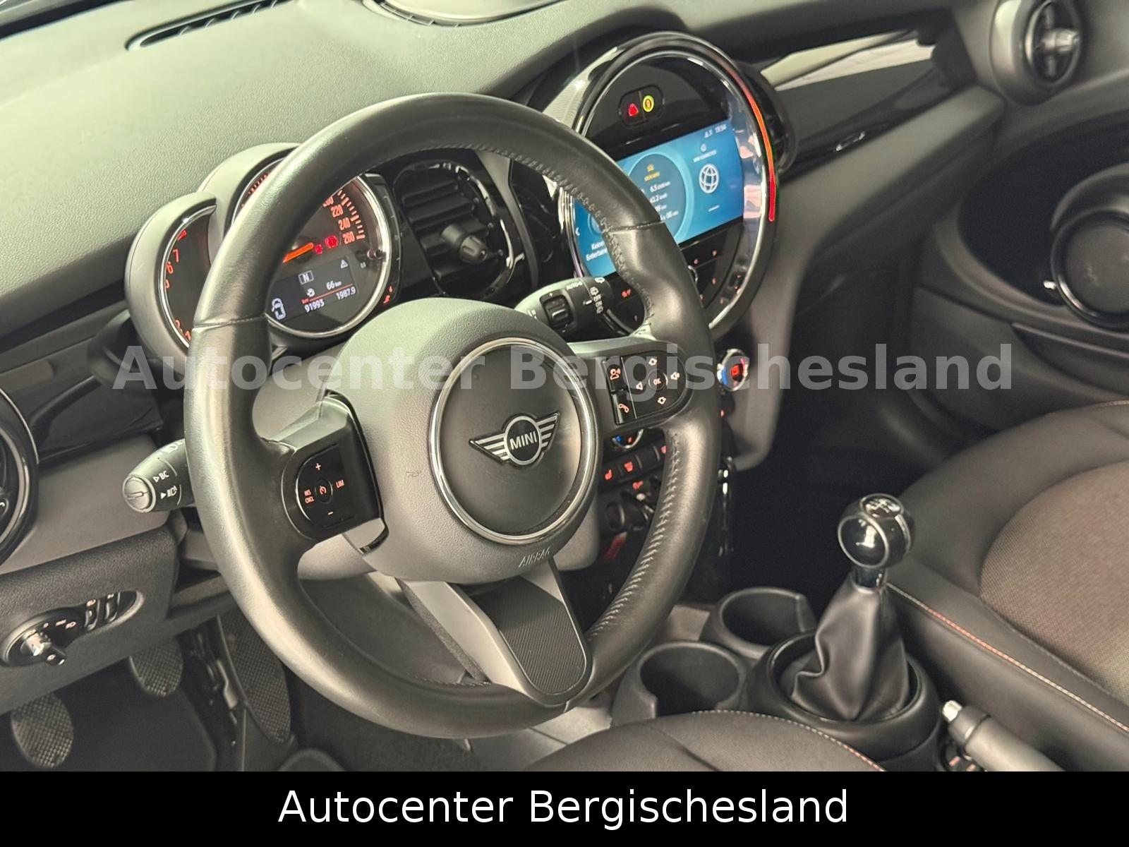 MINI Cooper Mini 3-trg. Cooper Essential Trim, миниатюра 2