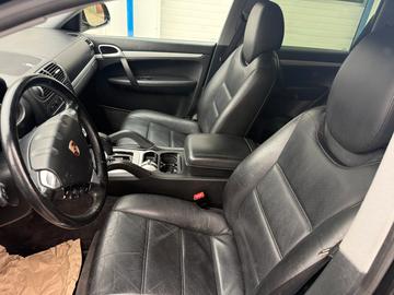 2003 Porsche CAYENNE 缩略图 12