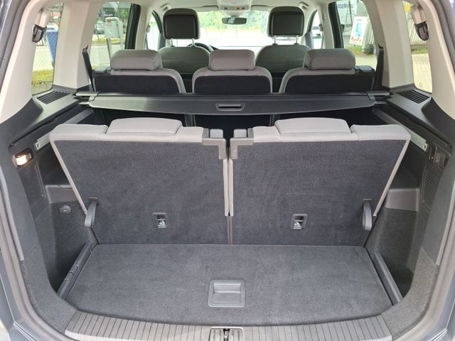 Touran 1.5 TSI DSG Comfortline *SHZ*Kamera*