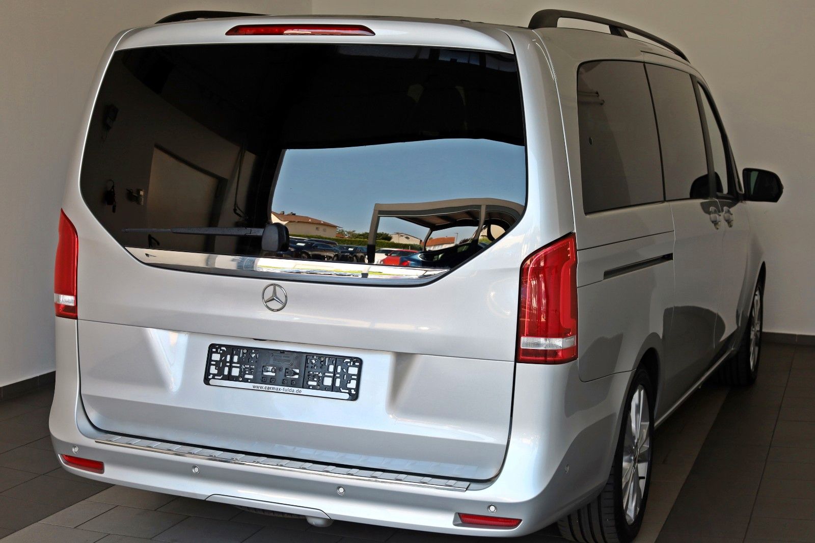 Fahrzeugabbildung Mercedes-Benz V 250d EDITION LANG,7Sitz,Navi,Kamera,ACC,AHK+WR