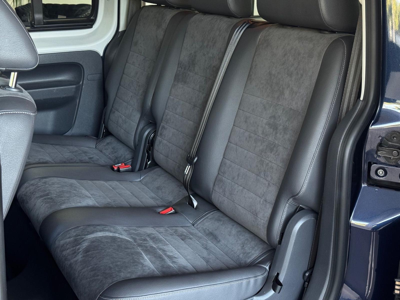 Volkswagen Caddy Maxi DSG Highline Rollstuhlgerecht-Rampe