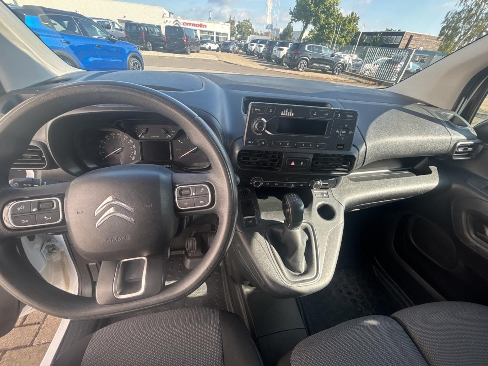 Citroën Berlingo Kasten L1 HDI 100 AHK Klima PDC Holzbod