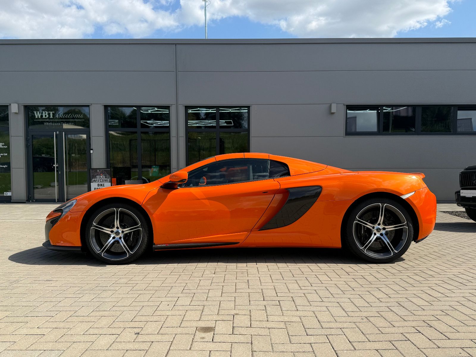Fahrzeugabbildung McLaren 650S Spider-1.HD.-Carbon-TechPaket II-Sportausp.