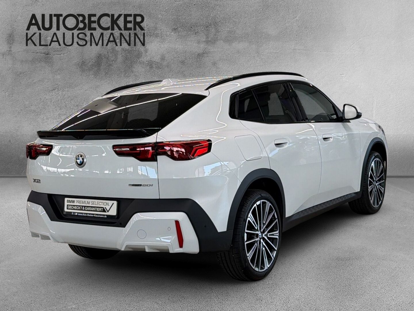 BMW X2 sDrive20i LMR20'' NAVI LED AHK ALARM PARKEN K foto 2