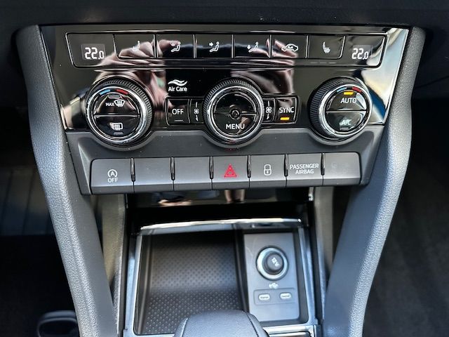 Karoq Selection AHK;LED;PDC;CARPLAYSHZ