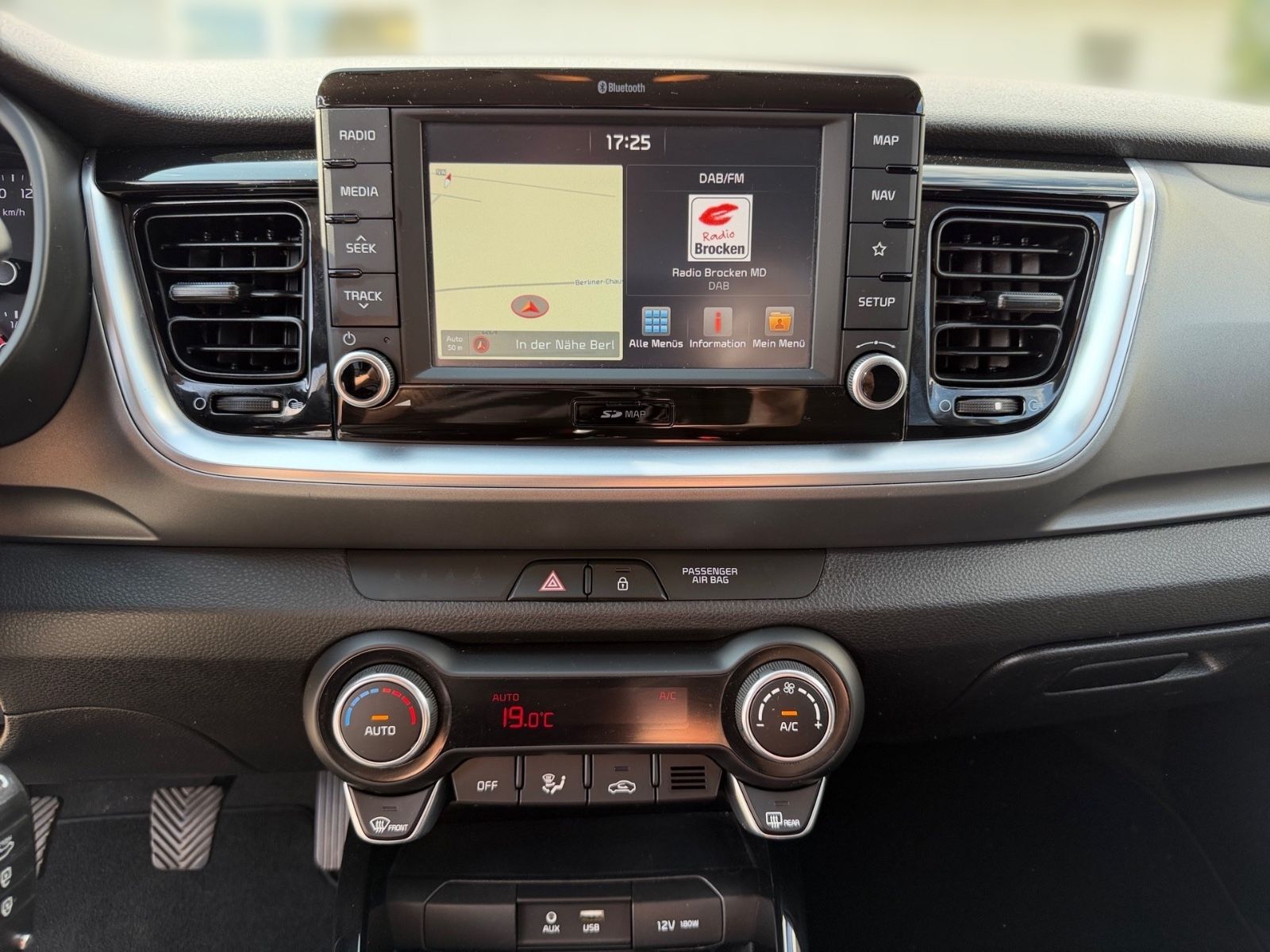 Fahrzeugabbildung Kia Stonic 1.0 T-GDI 120 Vision Navi 2