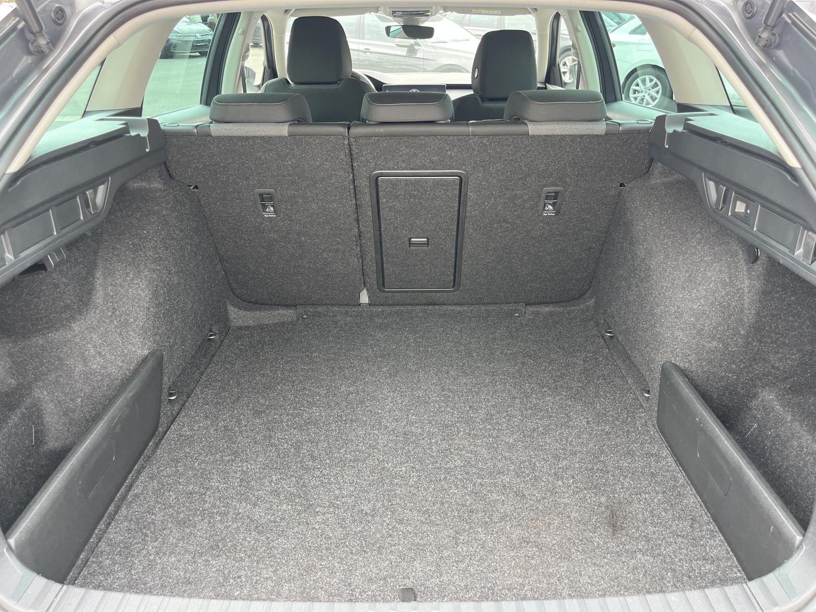 Skoda Octavia Combi 2.0 TDI DSG Blackline 141€ m.20% A