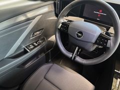 Fahrzeugabbildung Opel Astra L 1.2 Turbo GS -- Navi Pro/Tech-Paket1