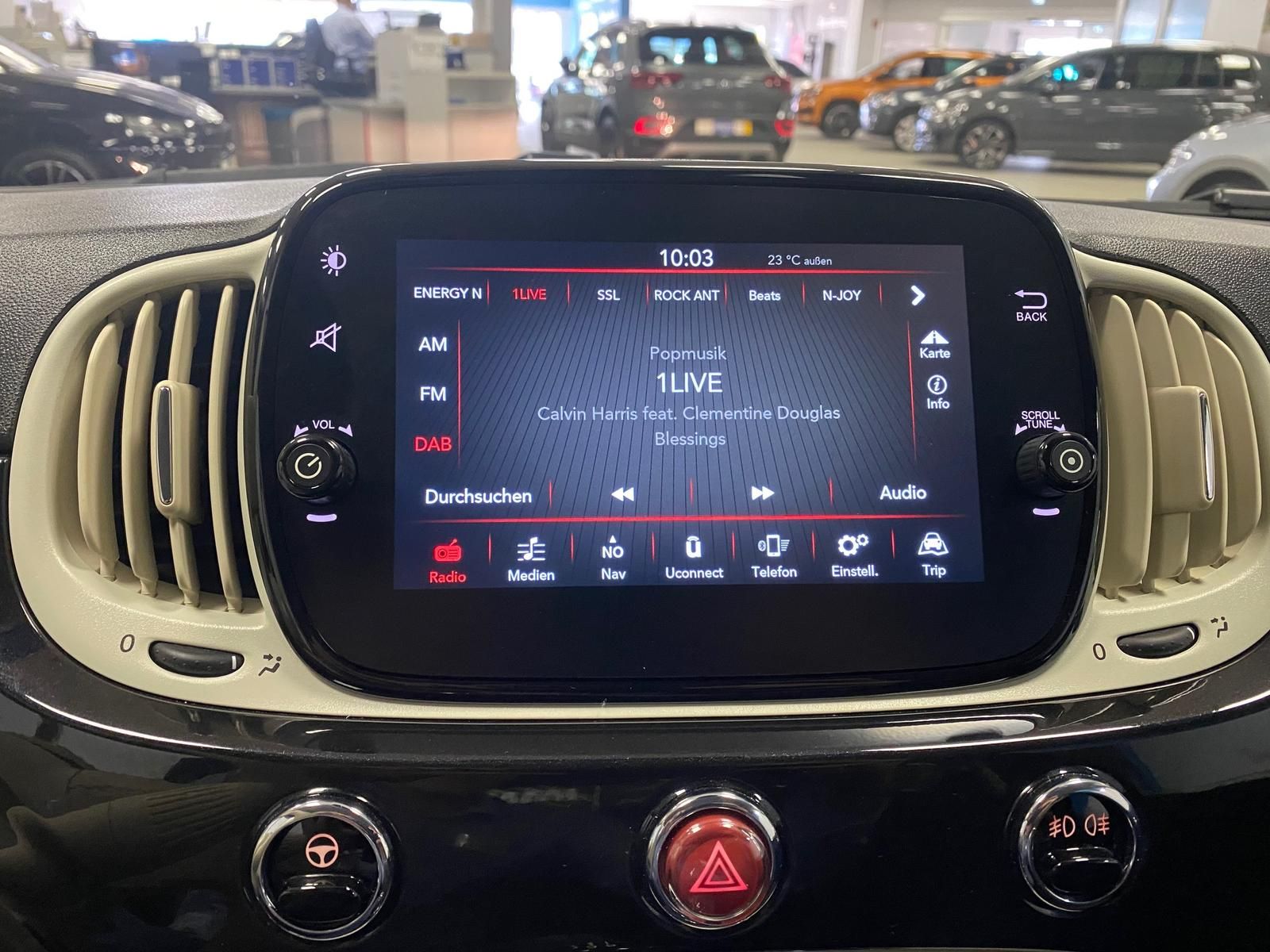Fahrzeugabbildung Fiat 500C 1.0 GSE N3 Hybrid DOLCEVITA Cabrio+NAVI+PDC