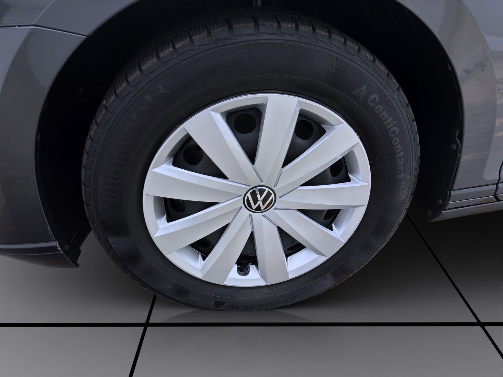 Volkswagen Passat Variant - Bild 8