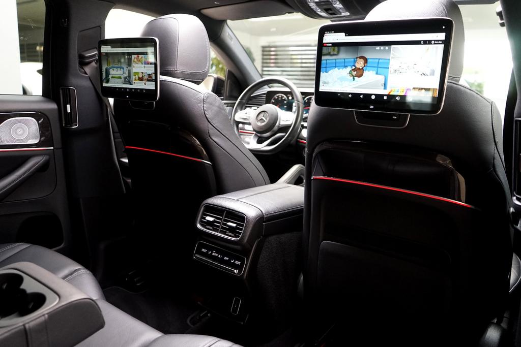 MercedesBenz GLE 400d CoupeAMG3xTVHeadDistrAirmaticPano 2021