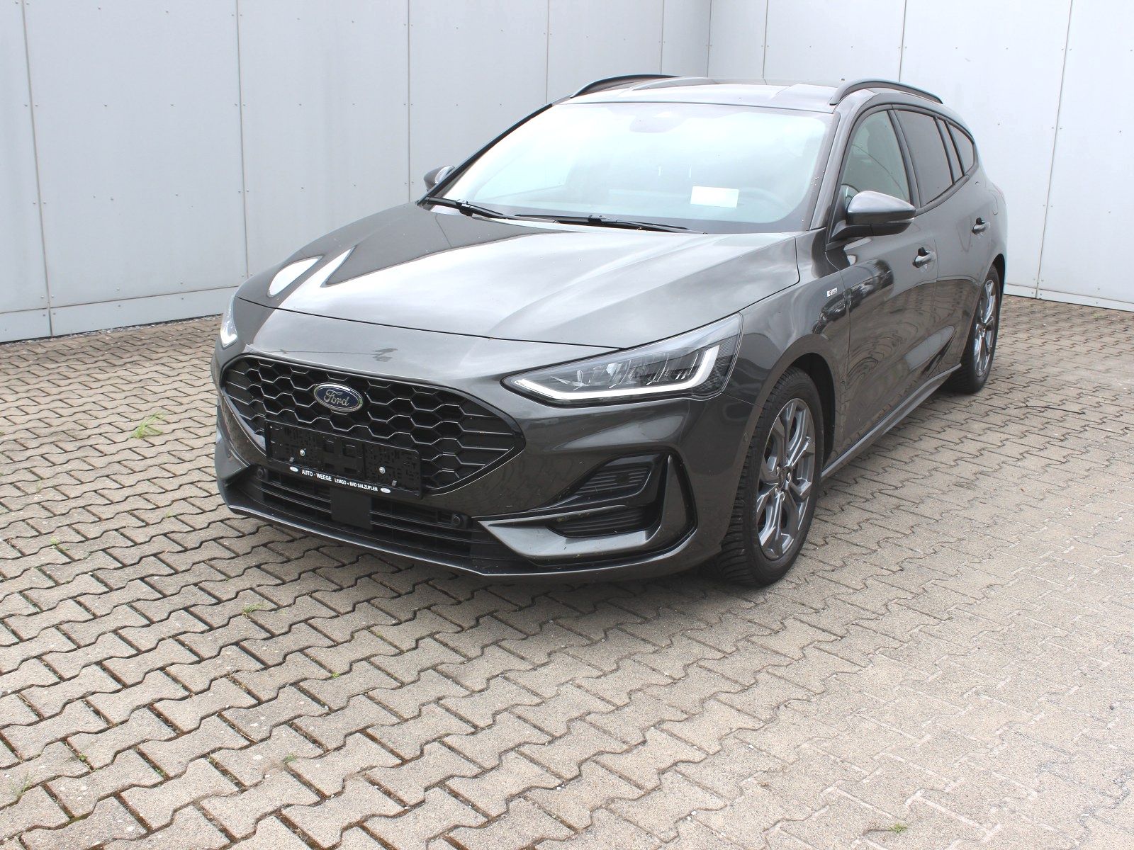 Fahrzeugabbildung Ford Focus ST-Line X 1,0 EcoBoost Mild-Hybrid