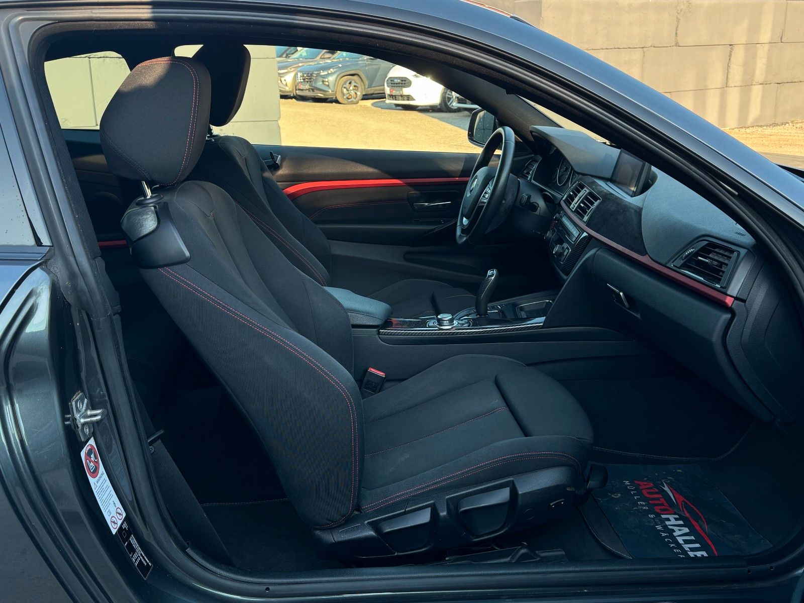 Fahrzeugabbildung BMW 420i Coupé Sport Line Carbon M-Spiegel Bi-Xenon