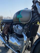 Royal Enfield 650 Interceptor  - Offers