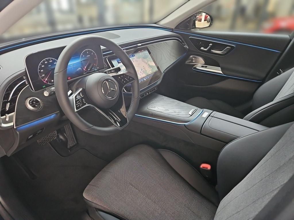 Fahrzeugabbildung Mercedes-Benz E 220 d 4M T-Modell +EDITION-AVANTGARDE+AHK+BURM