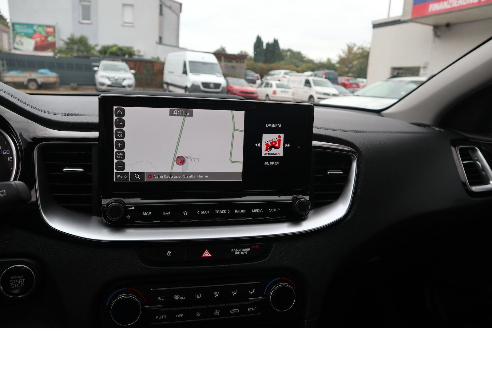 Fahrzeugabbildung Kia cee´d Sportswagon Ultimate 1.5 DCT CAM SHZ NAVI