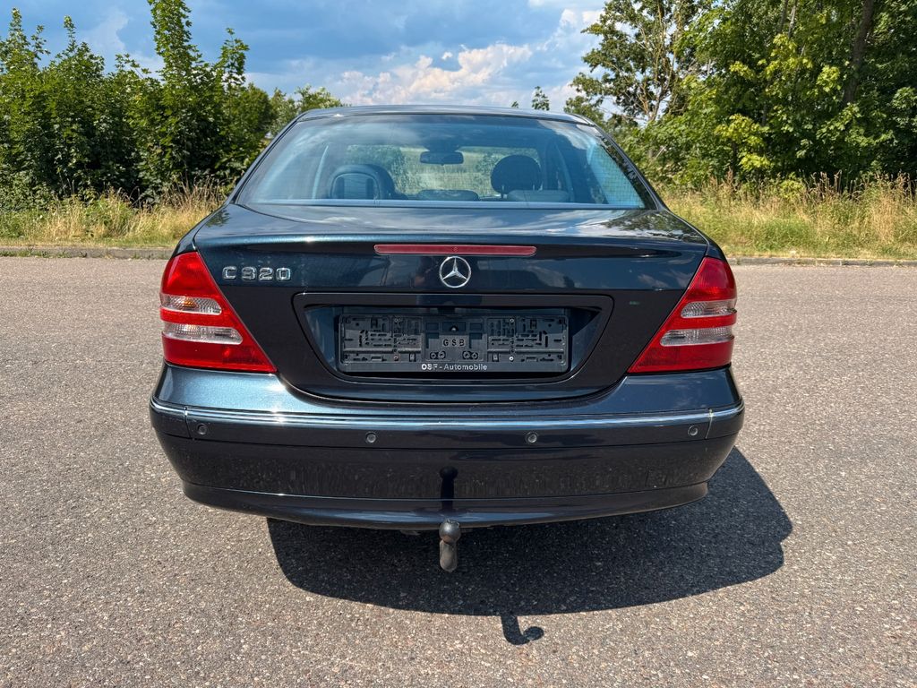 Mercedes-Benz C 320 V6 Automatik Lim.,Klima,Leder,AHK,Sitzhzg