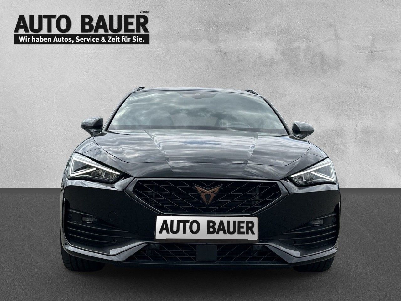 Fahrzeugabbildung CUPRA Leon Sportstourer 2.0TSI 245 PS DSG*AHK-Navi* - mit KI generiert/bearbeitet