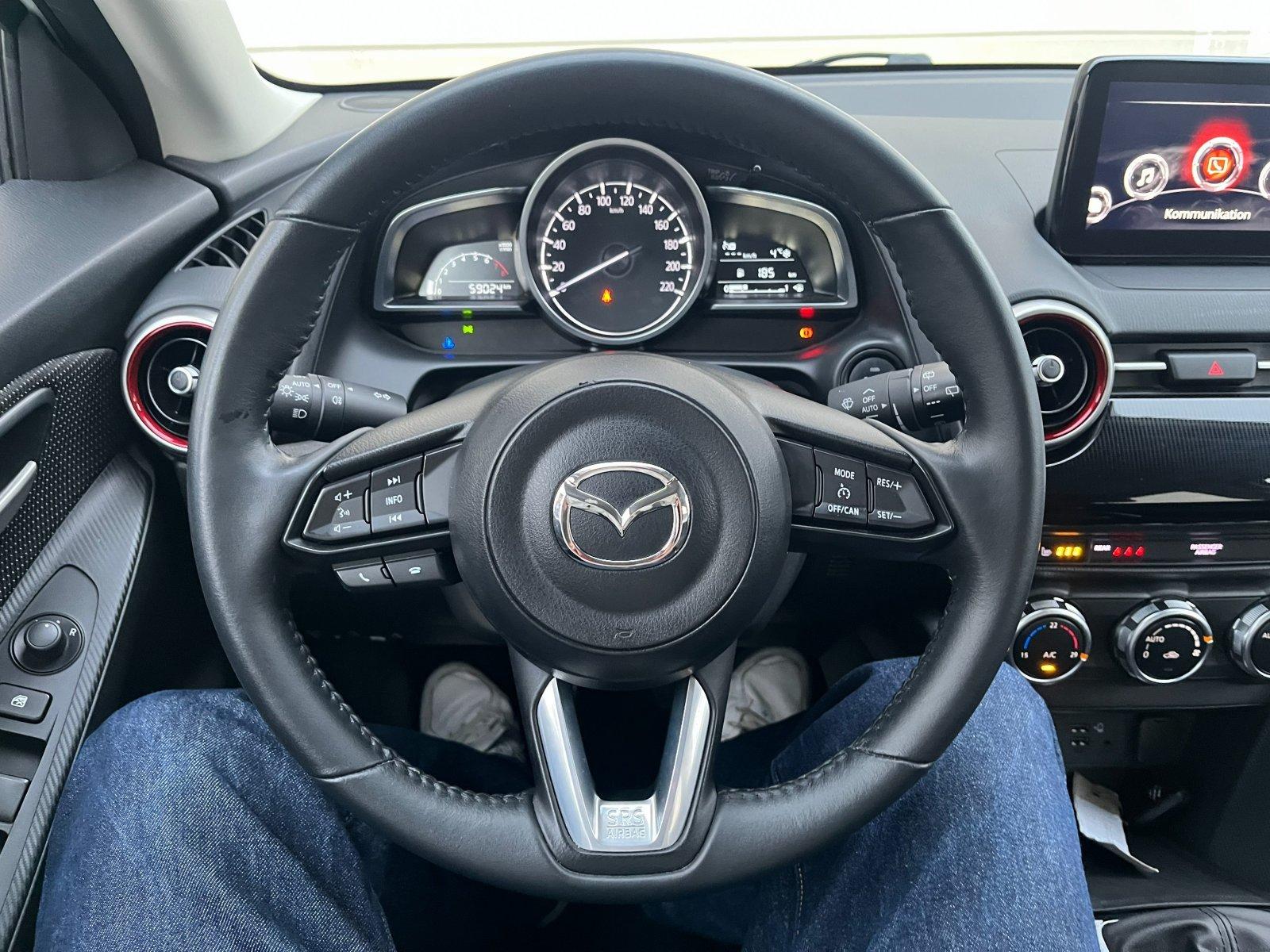 Mazda 2 1.5i HOMURA 90 | LED | PDC |