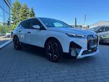 BMW iX xDrive50 Sportpak.AHK°LASER°PANO°22"-Sitzbelü - gebrauchte BMW iX aus dem Jahr 2023