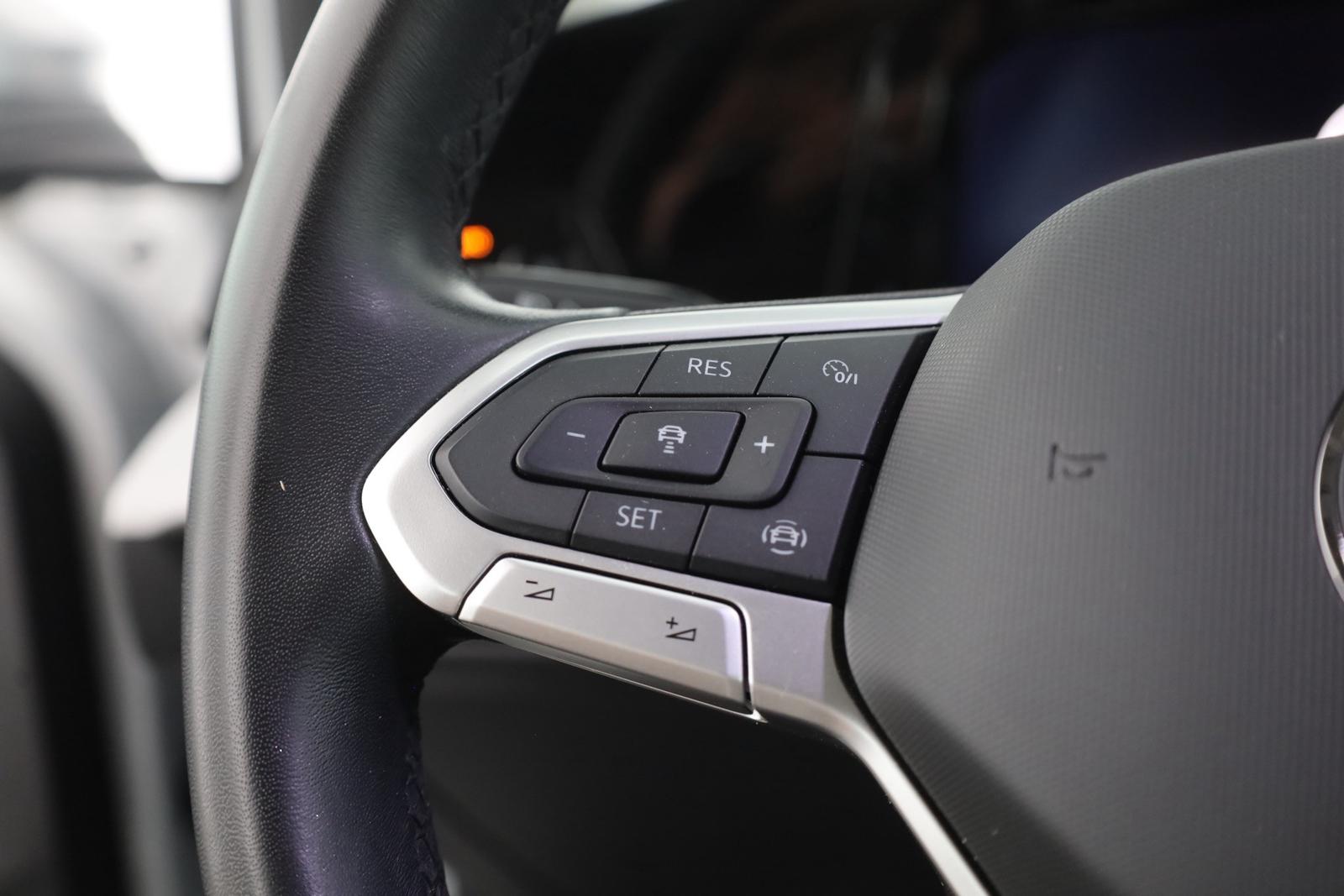 Volkswagen Golf VIII Variant 1.0 TSI Life LED Navi Kamera, миниатюра 15