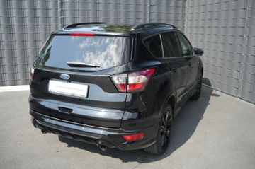 Ford Kuga - 4