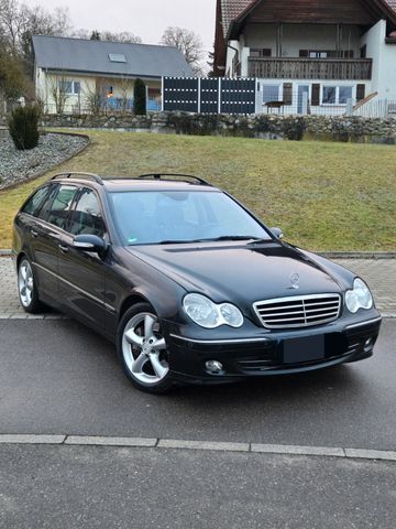 Mercedes-Benz C 230 Avantgarde, Leder, Automatik, Anhängerkupp