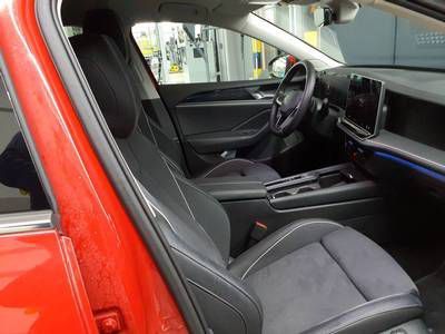 Volkswagen Passat Variant - Bild 6