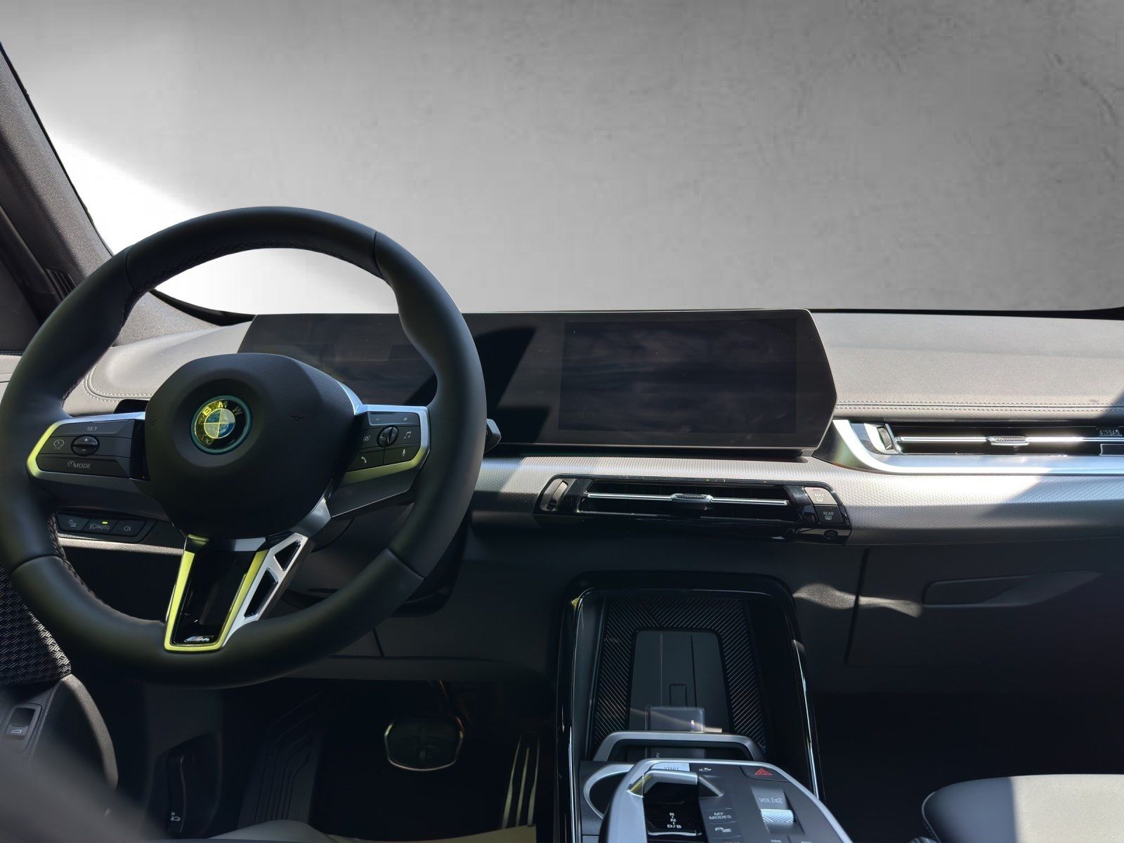 BMW iX1 - Bild 14