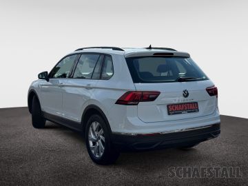 Volkswagen Tiguan - 3
