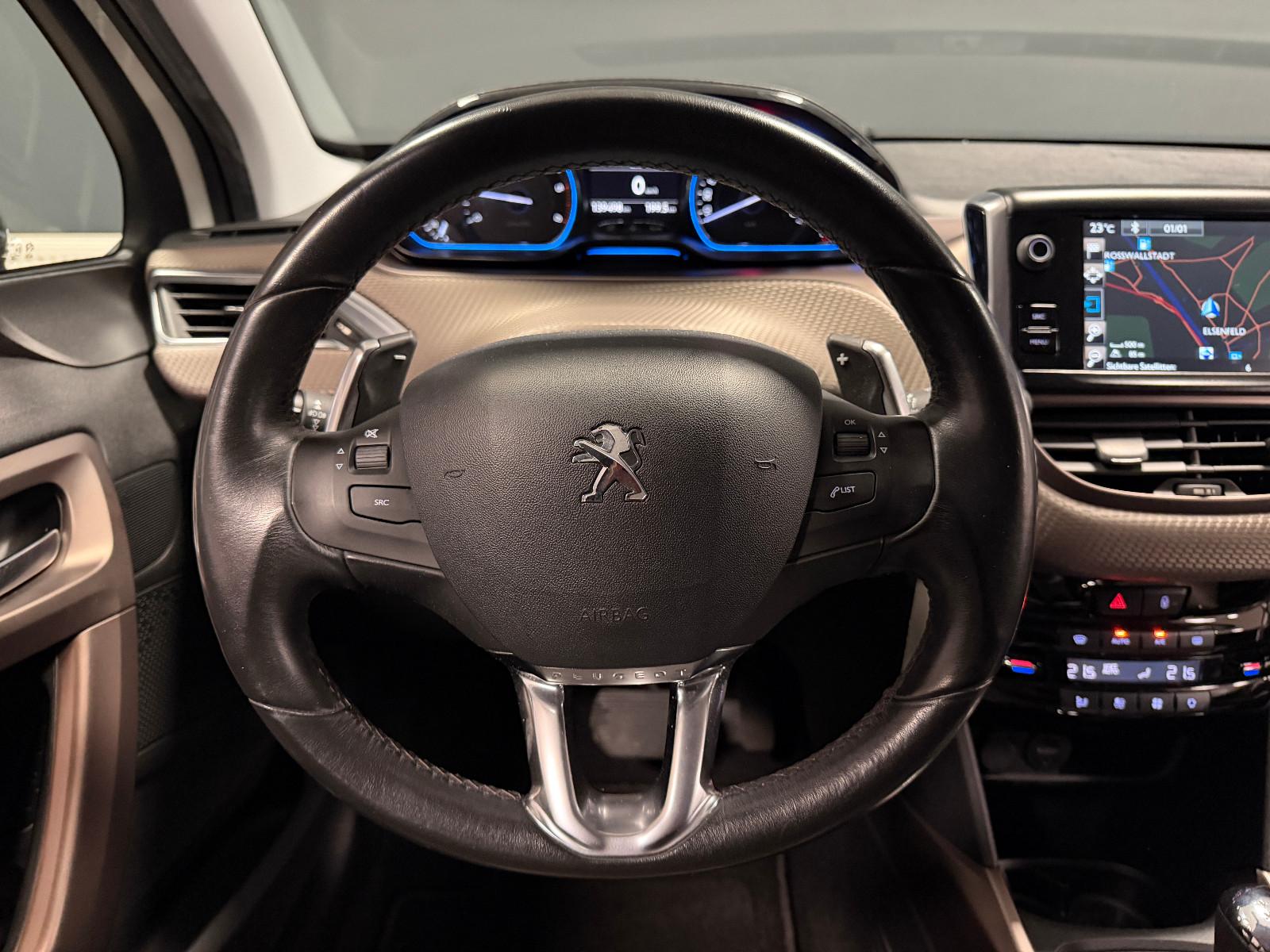 Peugeot 2008 Allure 1.6 e-HDi Automatik /2.HD/LED/SITZHZ