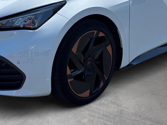 Born 58 kWh LED Sitzh. 20'' Beats Pano Keyless