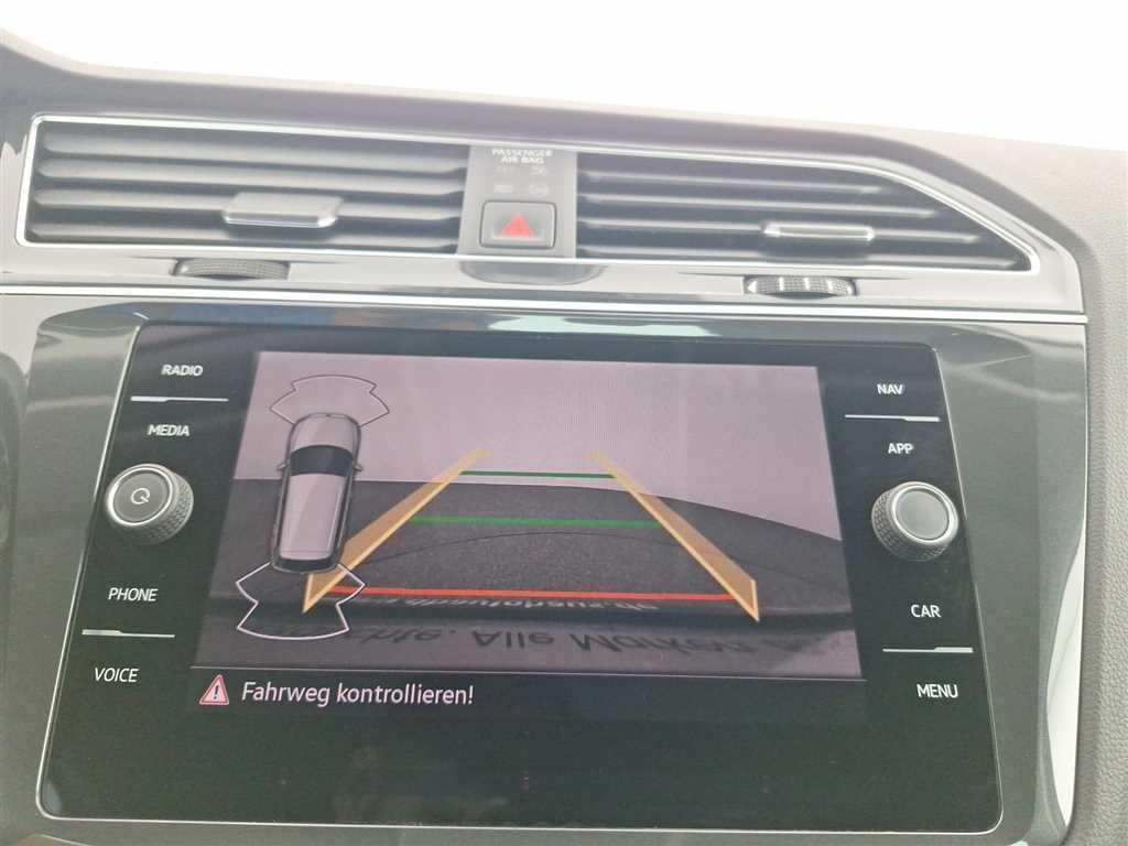 Volkswagen Tiguan 2.0 TDI DSG 4MOTION Standhz Navi