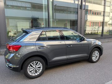 Volkswagen T-Roc - 6