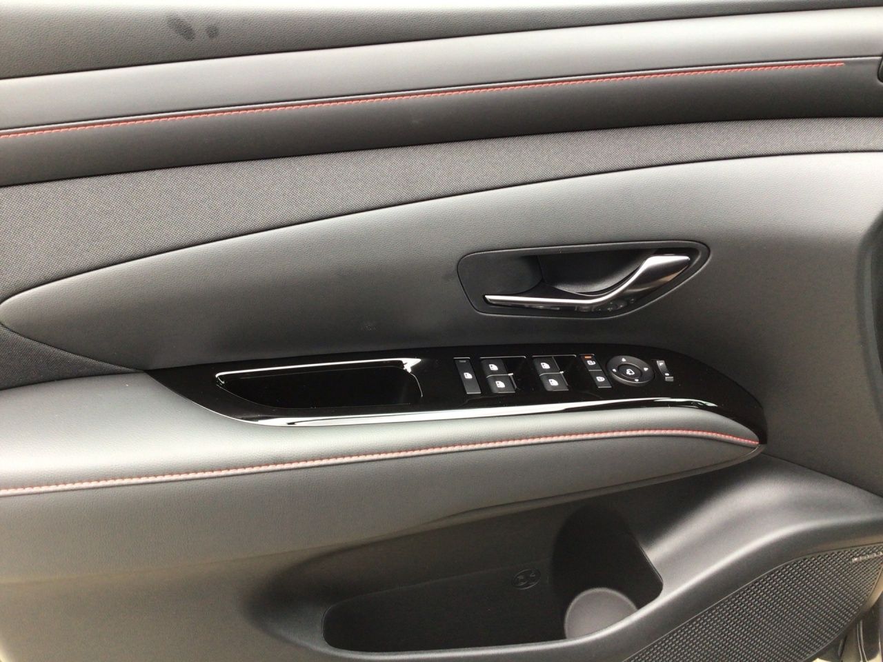 Fahrzeugabbildung Hyundai TUCSON N-LINE X AUT SpurH