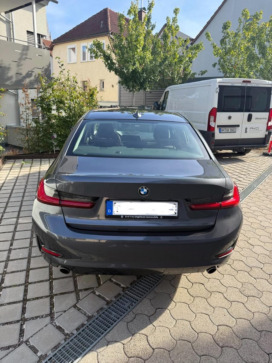 BMW 3er G20 318d Automati,Standheizung,TÜV 10/27