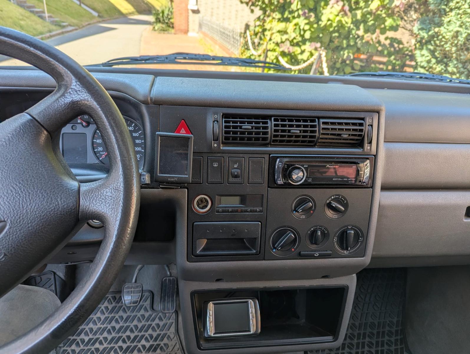 Volkswagen T4 2,5 TDI, 102 PS , LKW Zulassung 