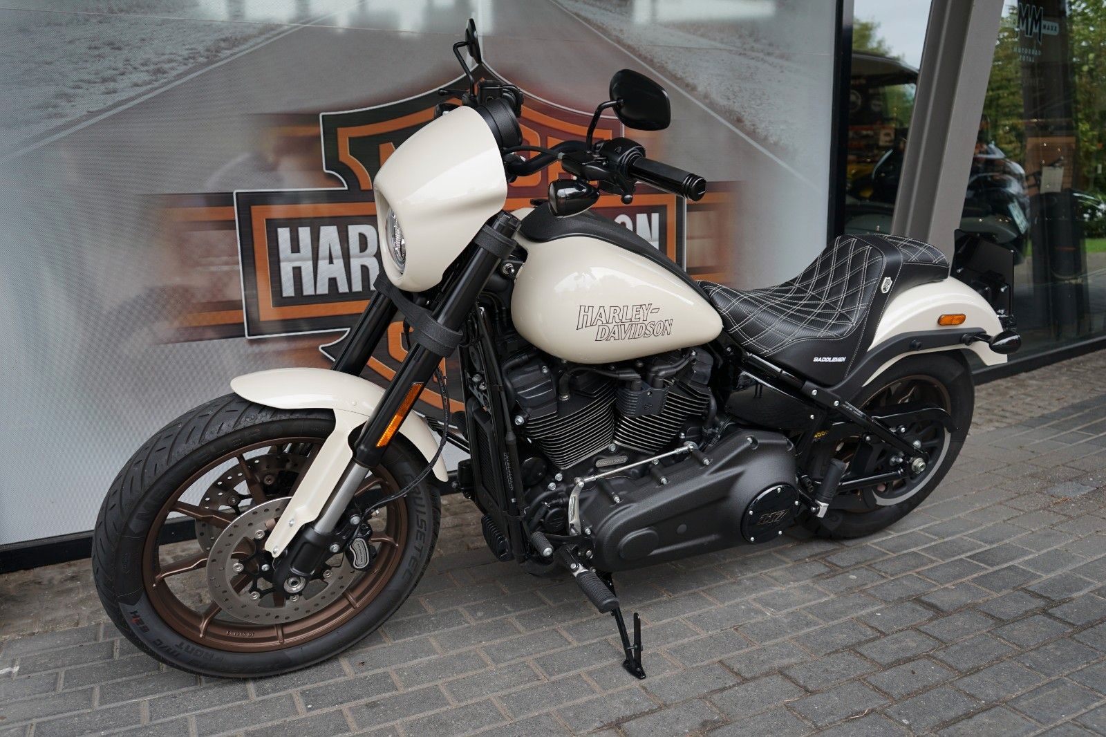Fahrzeugabbildung Harley-Davidson Low Rider S FXLRS mit Saddlemen