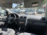 Volkswagen Touran 2.0 TDI Highline|AHK|PANO|STANDHZG|XENON| - Volkswagen Touran: 7sitzer