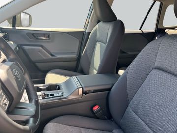 Toyota RAV 4 - 10