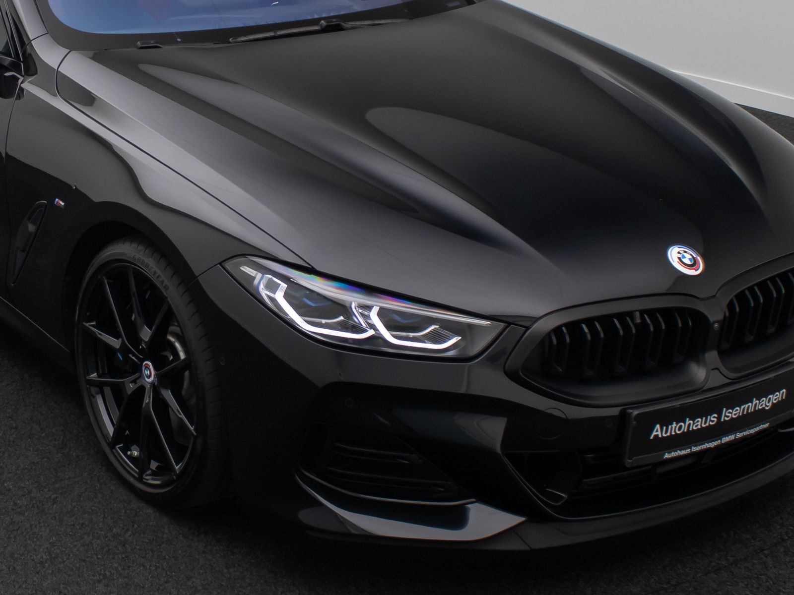 Fahrzeugabbildung BMW M850i xD Gran Coup&eacute; 360&deg; DAB Laser SoftClose 20"