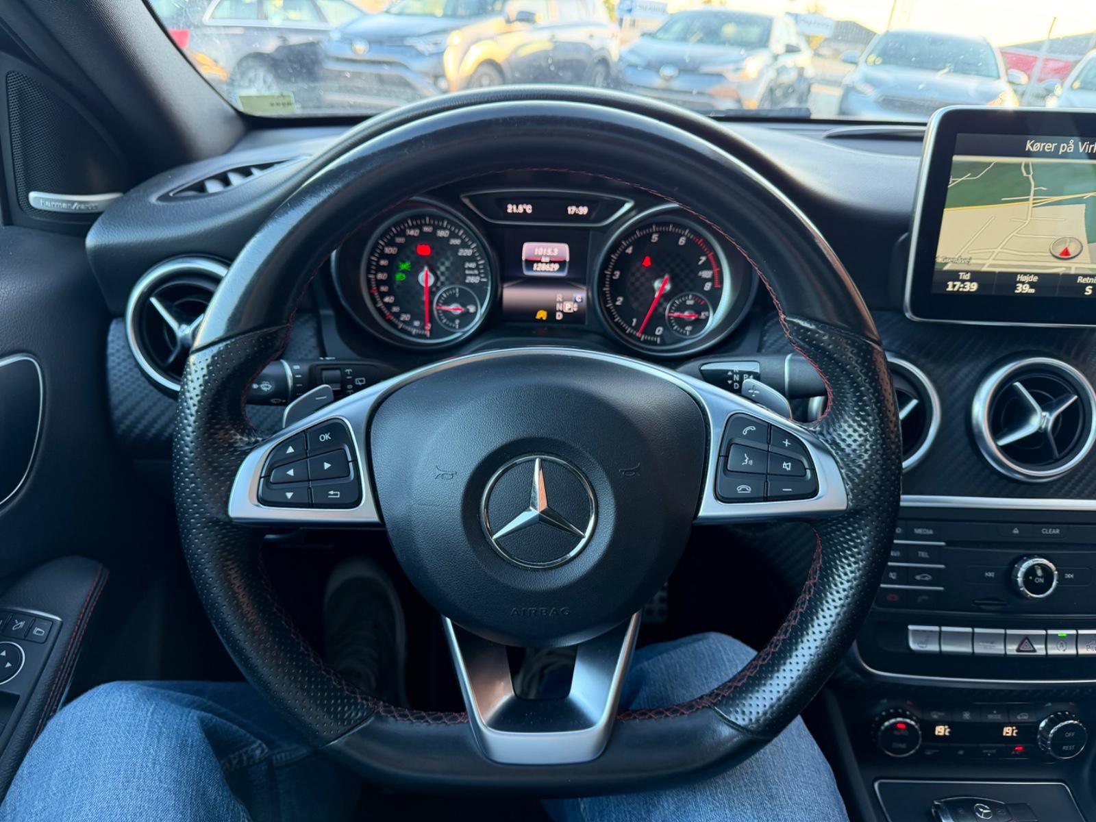 Mercdes-Benz A200 AMG 1.6 156ch - Harman Kardon - CT récent - Toit ouvrant - Régulateur de vitesse