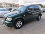 Mercedes-Benz ML 270 CDI 163cv - Mercedes-Benz Geländewagen aus dem Jahr 2000