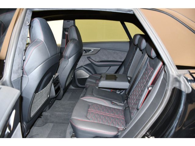 Audi RSQ8 - Bild 12