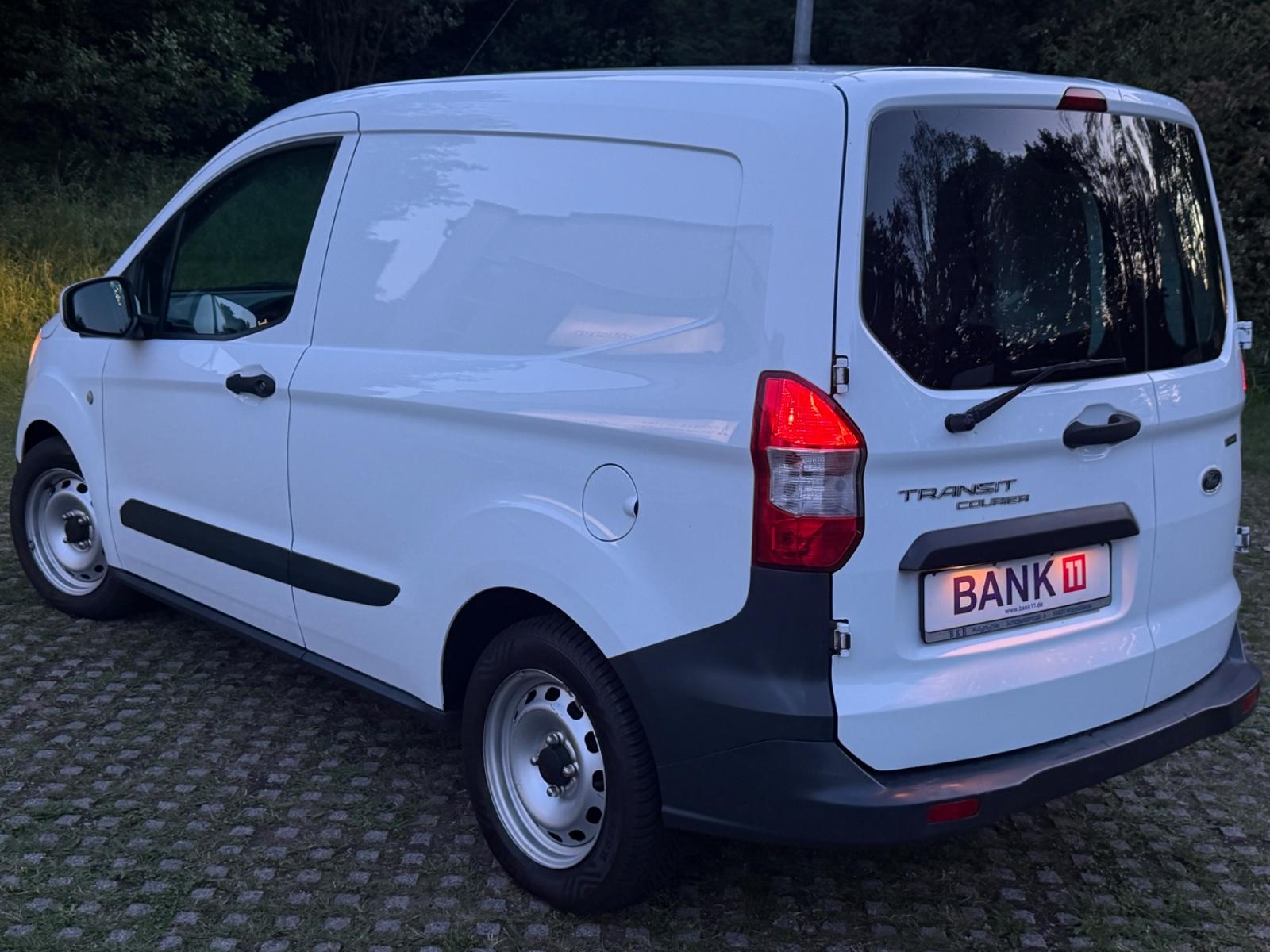 Ford Transit Courier Benziner *Euro6 *USB *El.Fenster